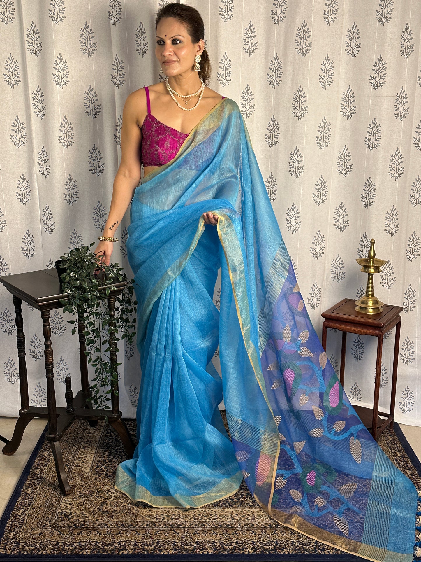 Blue Pure Linen Silk Sari with Muslin Pallu with Intricate Jamdani Work