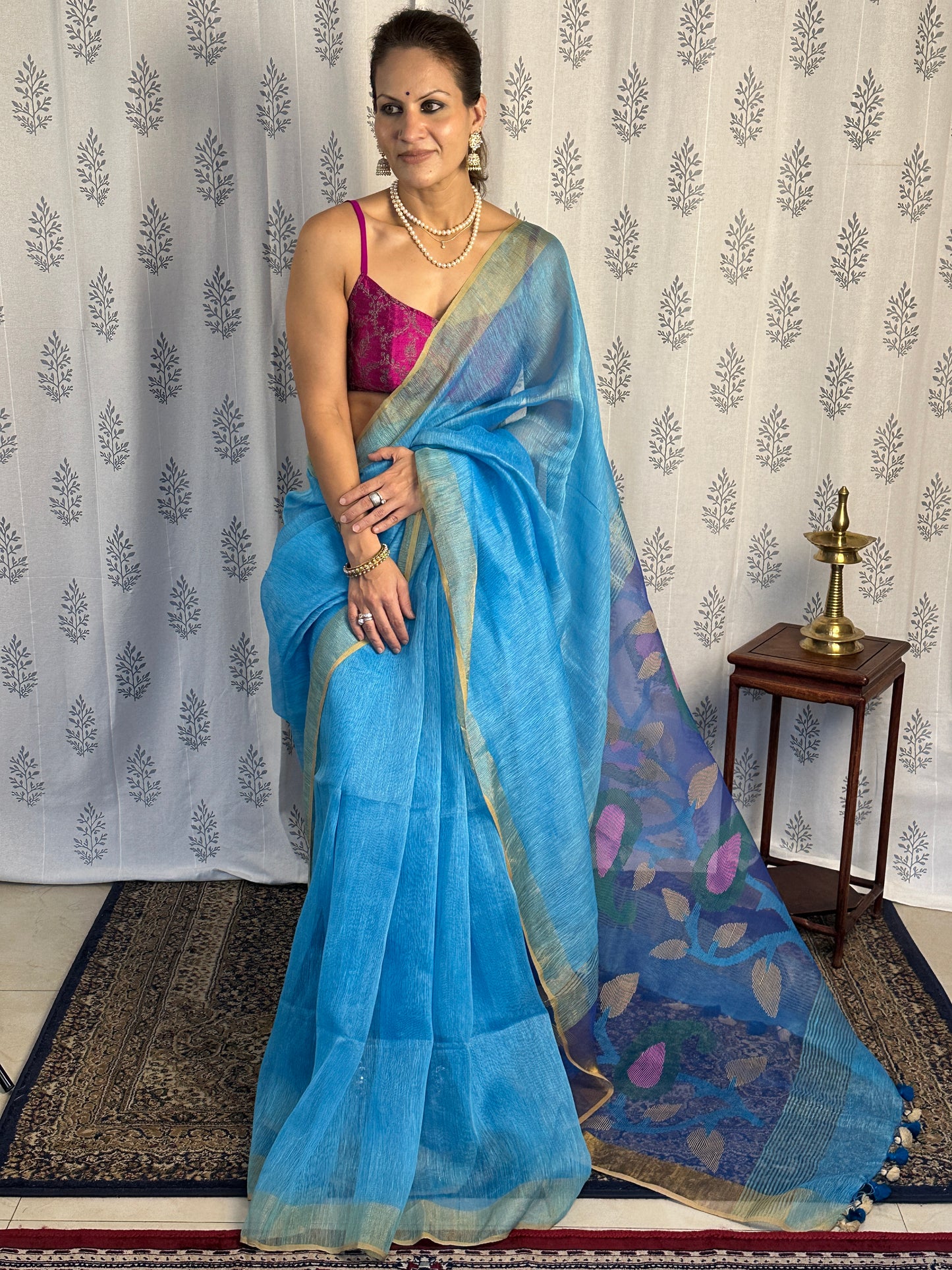 Blue Pure Linen Silk Sari with Muslin Pallu with Intricate Jamdani Work