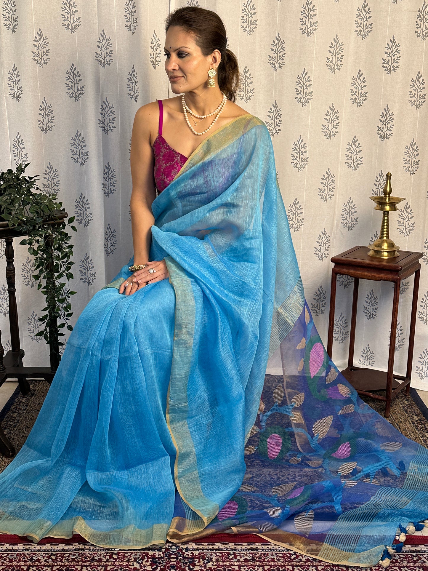 Blue Pure Linen Silk Sari with Muslin Pallu with Intricate Jamdani Work