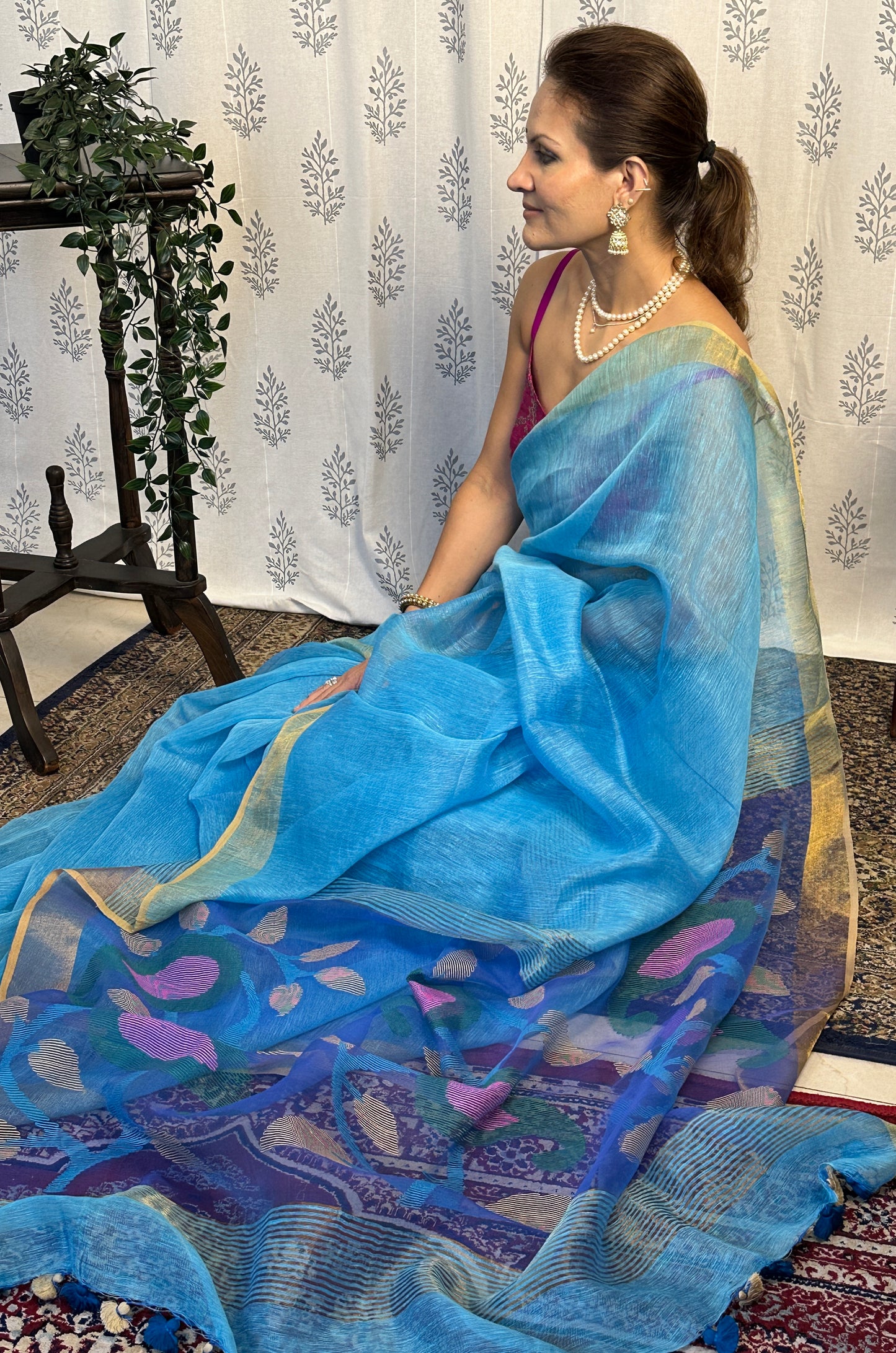 Blue Pure Linen Silk Sari with Muslin Pallu with Intricate Jamdani Work