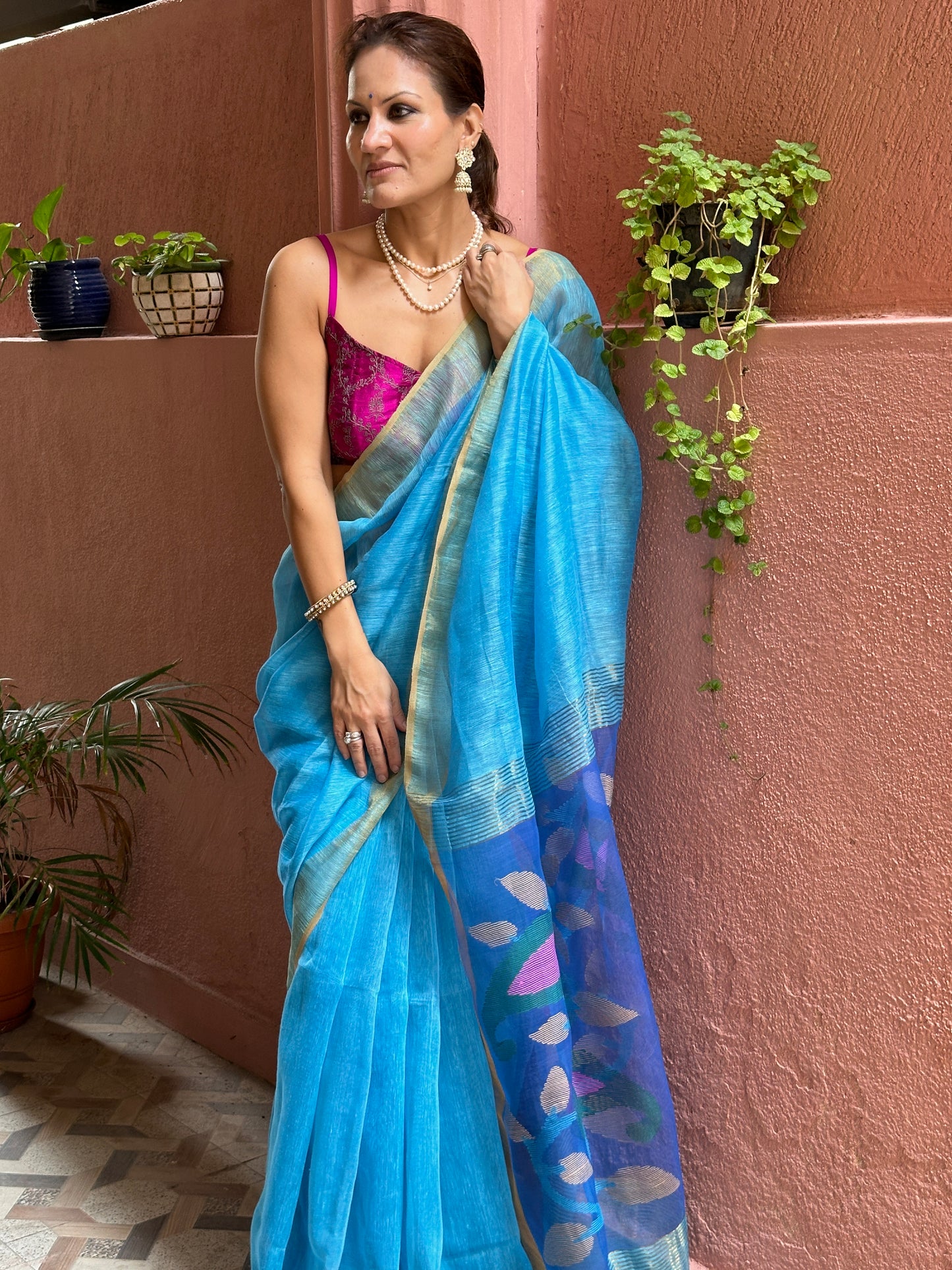 Blue Pure Linen Silk Sari with Muslin Pallu with Intricate Jamdani Work