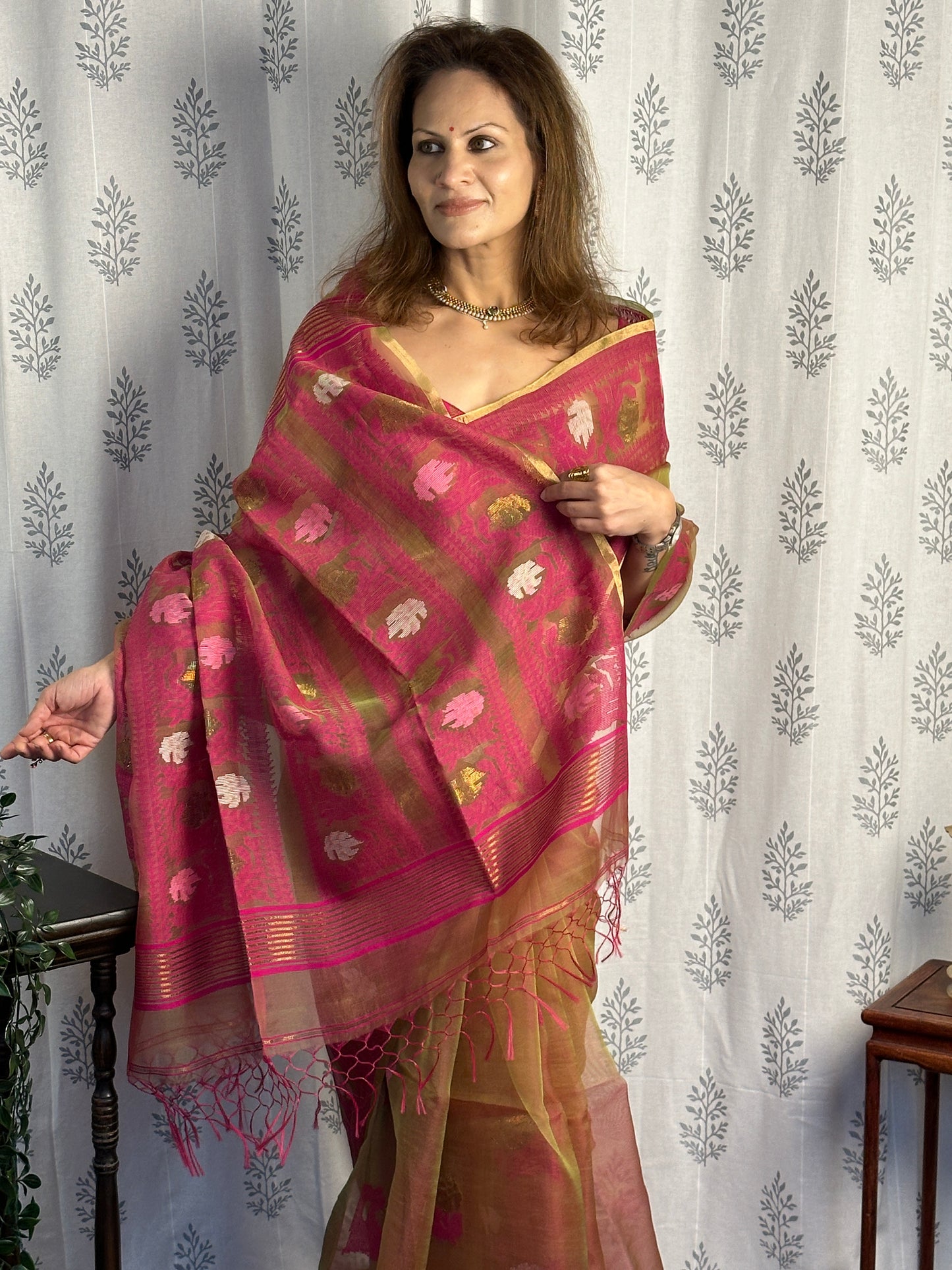 Dual Tone Nude & Orange with Pink Pure Muslin Silk Handloom Jamdani Sari