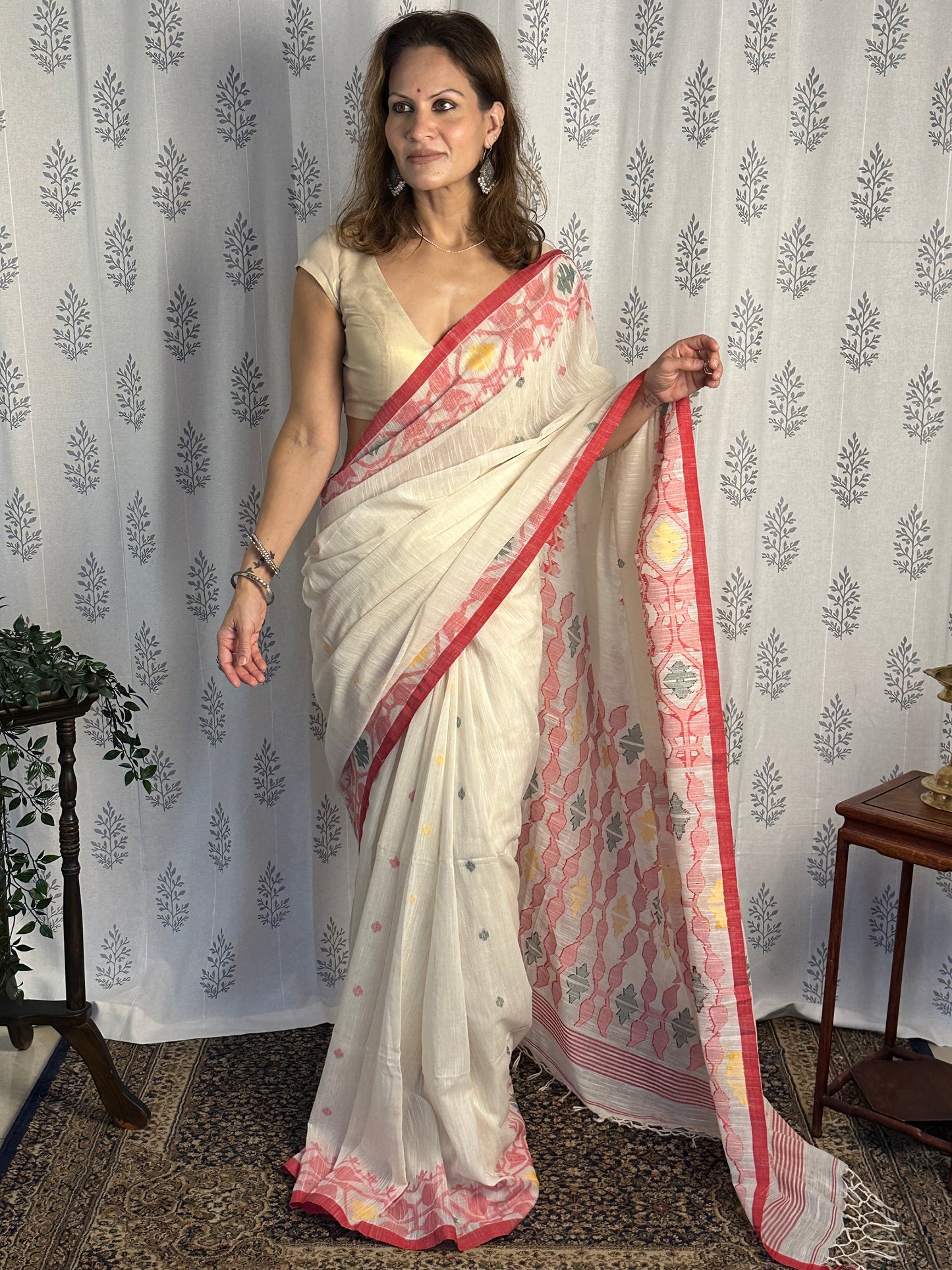 Cream Handloom Pure Khaadi Jamdani Saree with Red Border