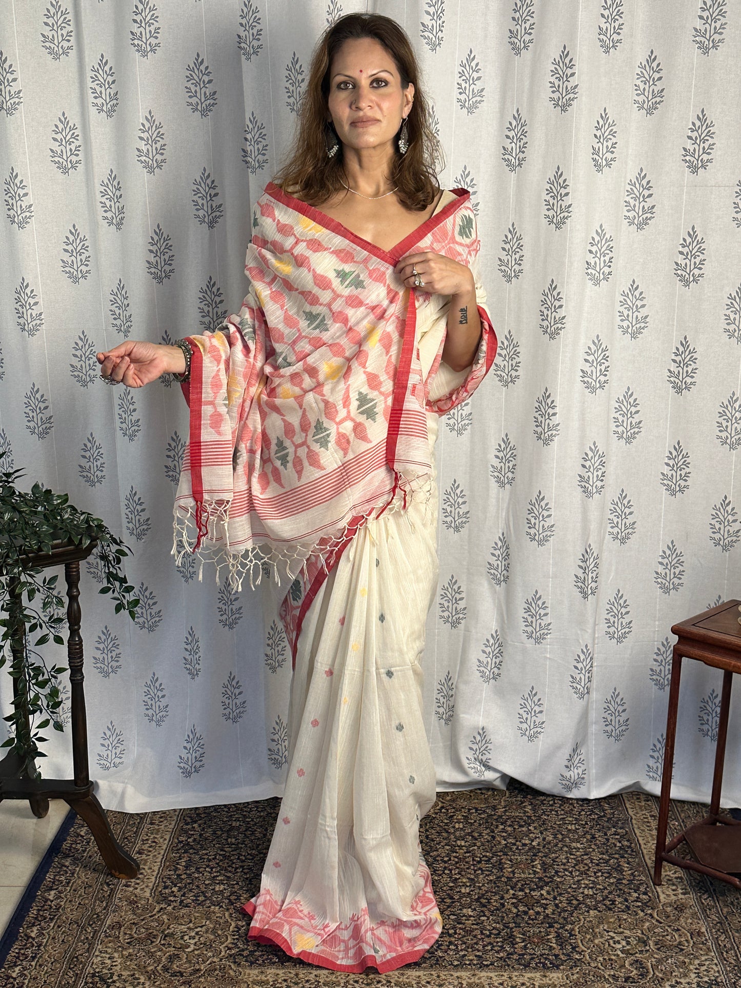 Cream Handloom Pure Khaadi Jamdani Saree with Red Border