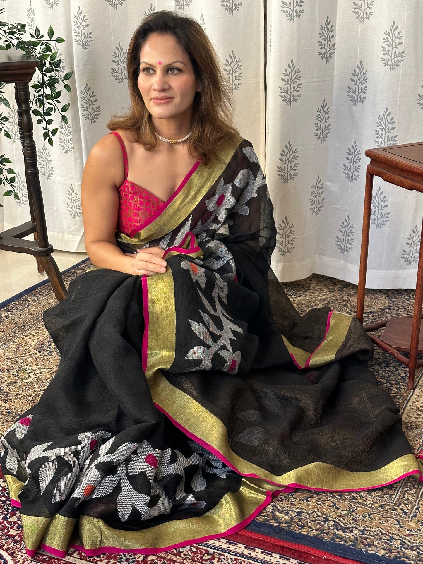 Black Handloom Pure Linen Jamdani Sari with Contrast Pink Border & Zari Woven Pallu