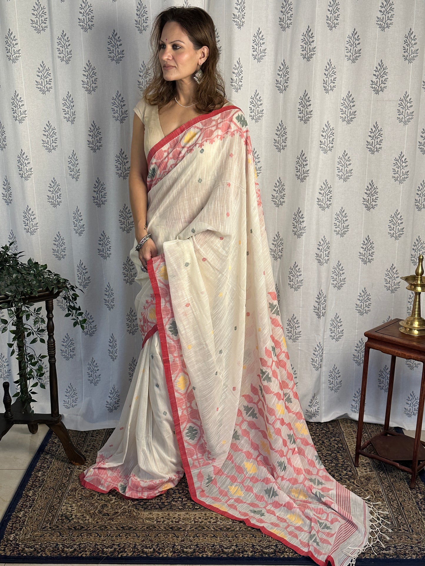 Cream Handloom Pure Khaadi Jamdani Saree with Red Border