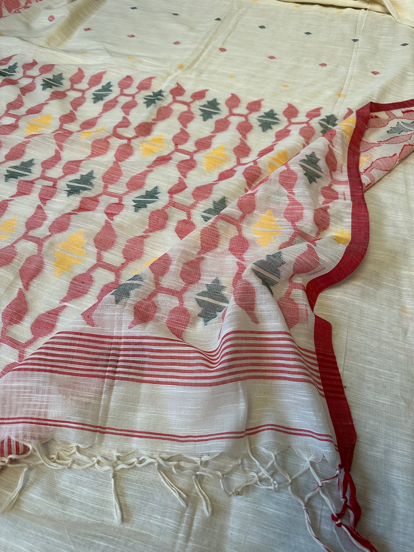 Cream Handloom Pure Khaadi Jamdani Saree with Red Border