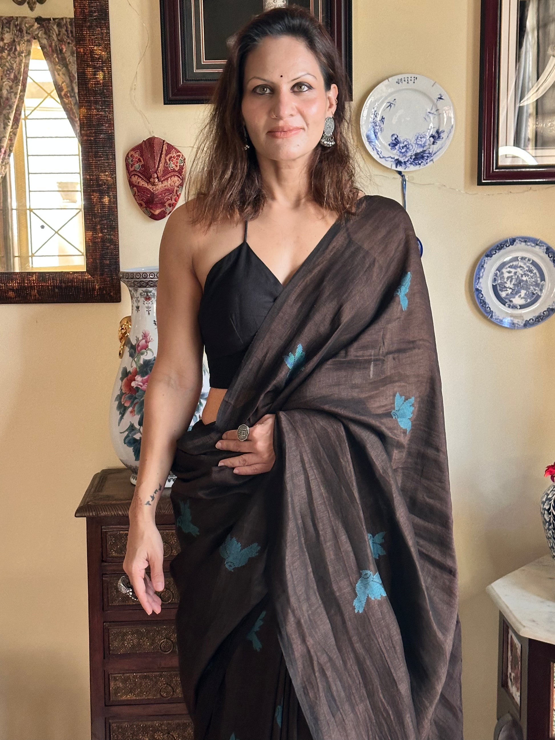 Pure Linen Cotton Jamdani with Woven Intricate Birds - Raahini