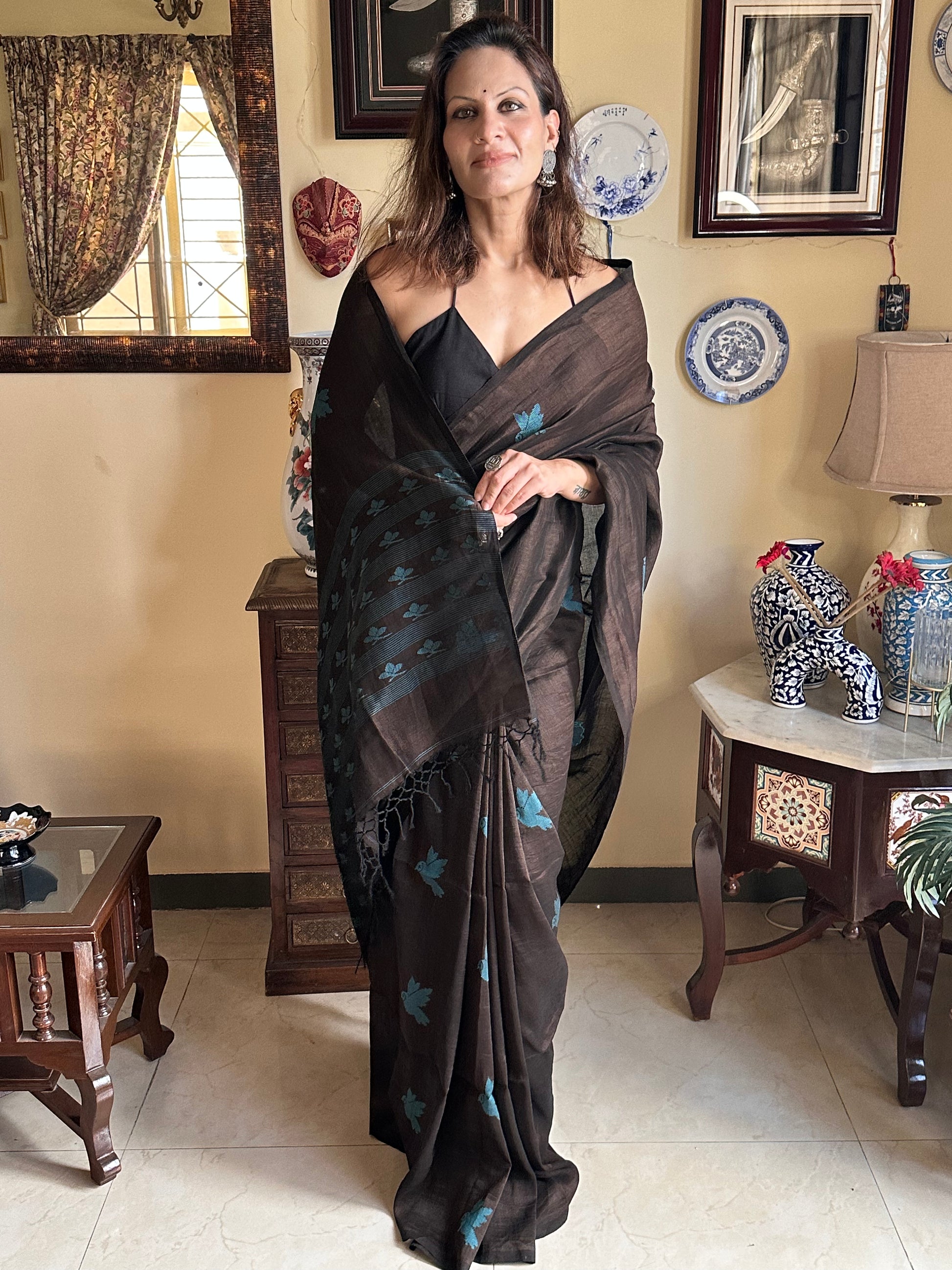 Pure Linen Cotton Jamdani with Woven Intricate Birds - Raahini