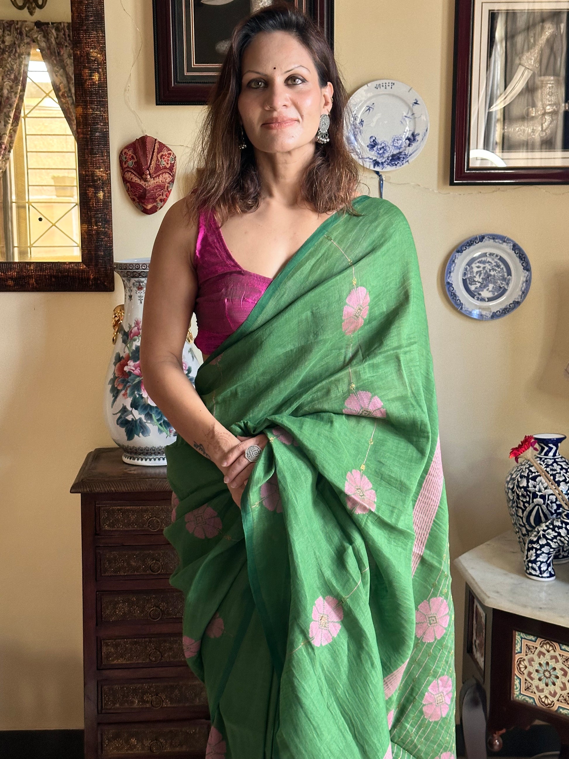 Pure Linen Cotton Jamdani with Woven Intricate Flowers and Lines - Raahini