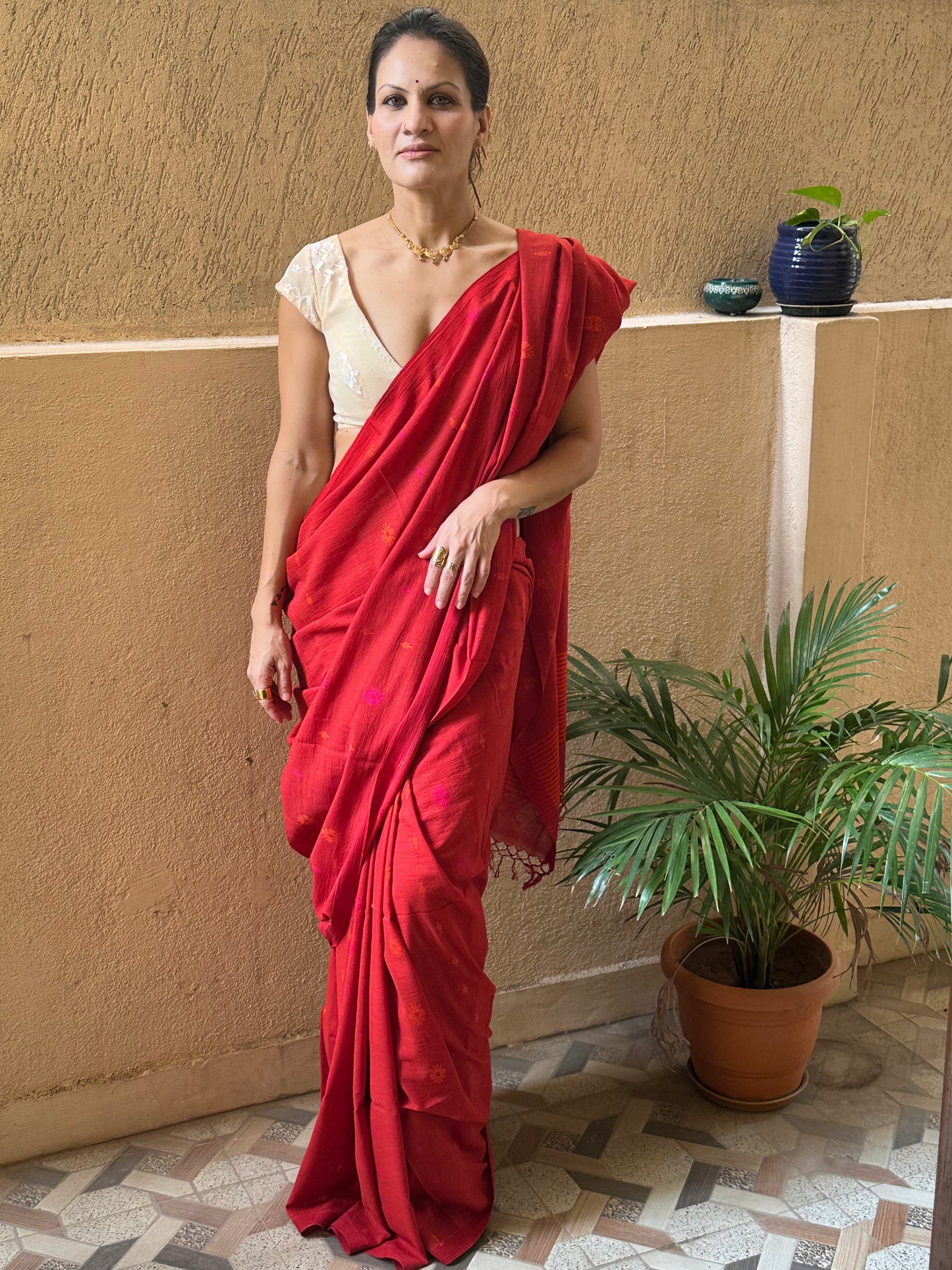 Red Handloom Pure Soft Cotton Jamdani Sari with Woven Flowers