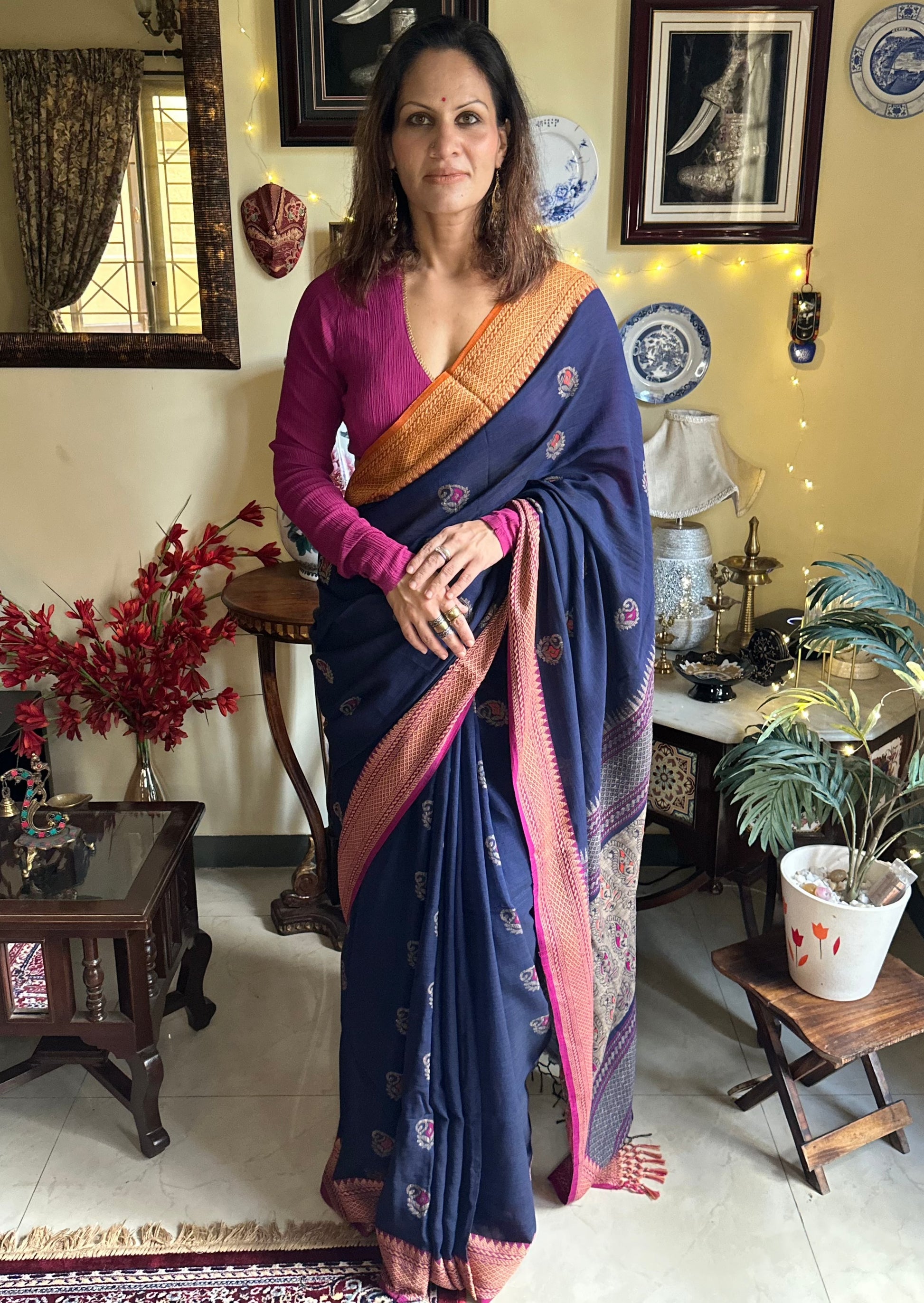 Jacquard Border Woven Jamdani with Weaving on Border & Pallu - Raahini