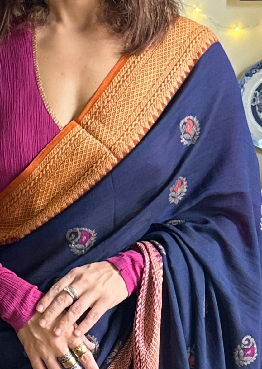 Jacquard Border Woven Jamdani with Weaving on Border & Pallu - Raahini