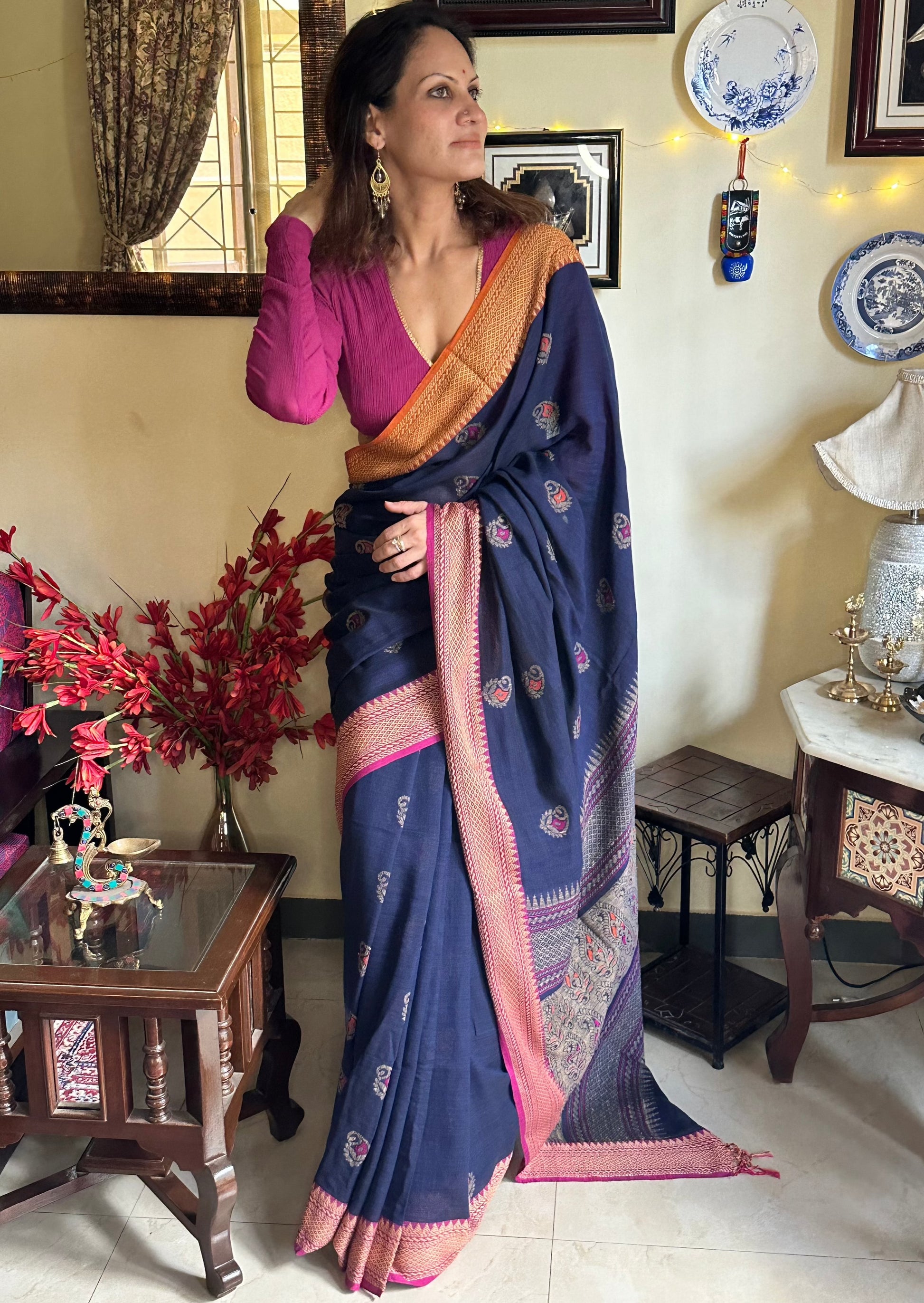 Jacquard Border Woven Jamdani with Weaving on Border & Pallu - Raahini