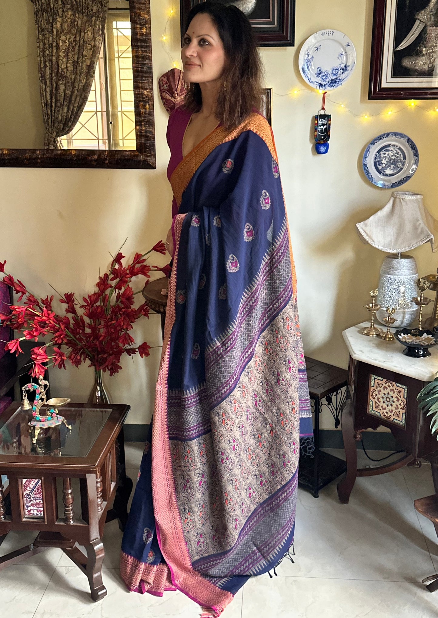 Jacquard Border Woven Jamdani with Weaving on Border & Pallu - Raahini