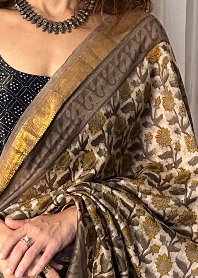 Gray Natural Vanaspati Block Print Maheshwari Sari with Zari Border